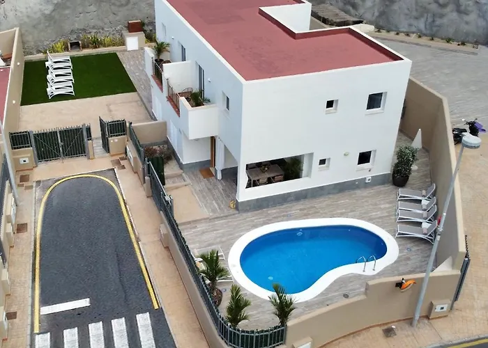 빌라 Luxury Teno Private Heated Pool Free Car Except Christmas 아데제